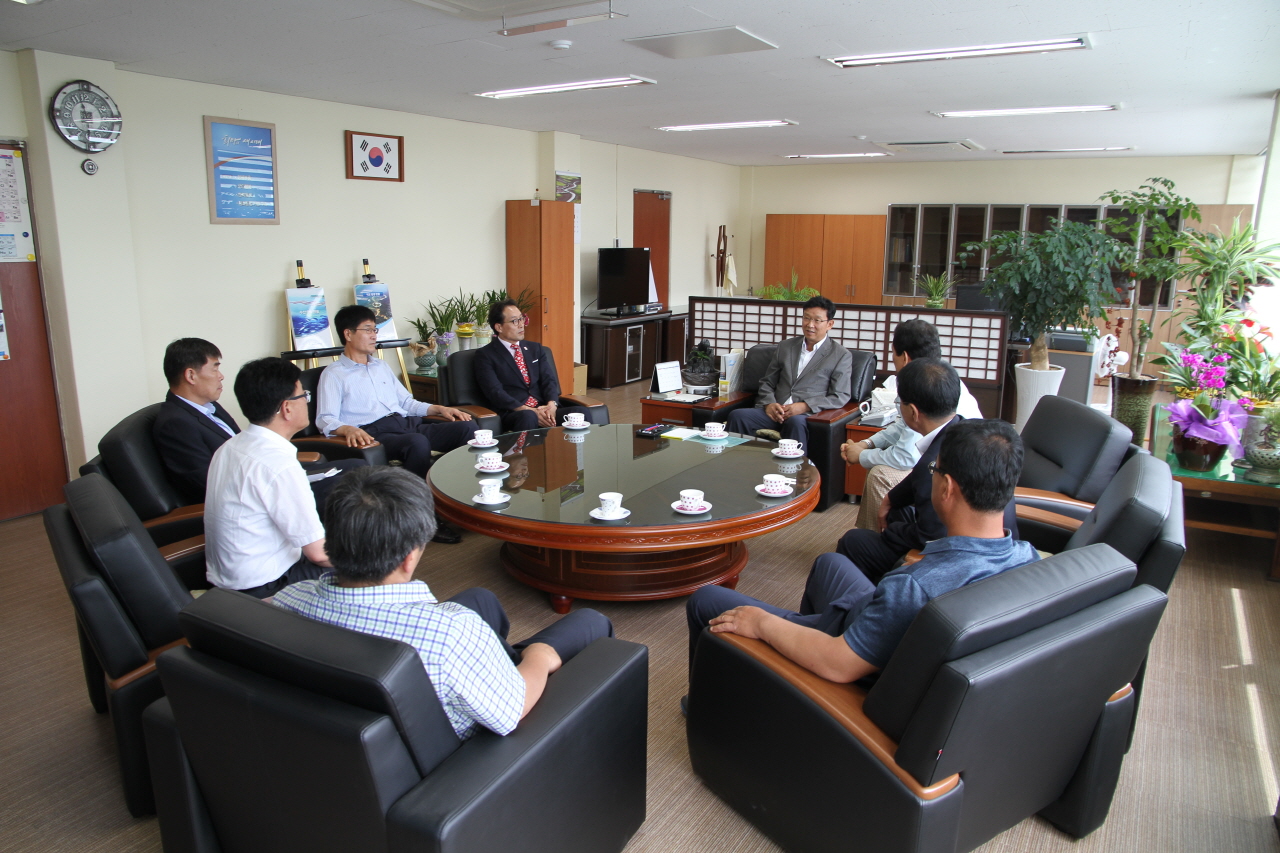 2014 Leadership Meeting with Local Fishermen