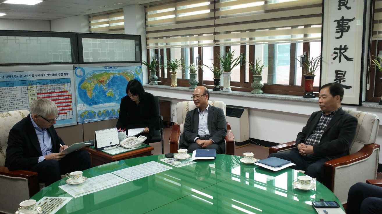 EU Technical Experts on Fish Health Visited NIFS