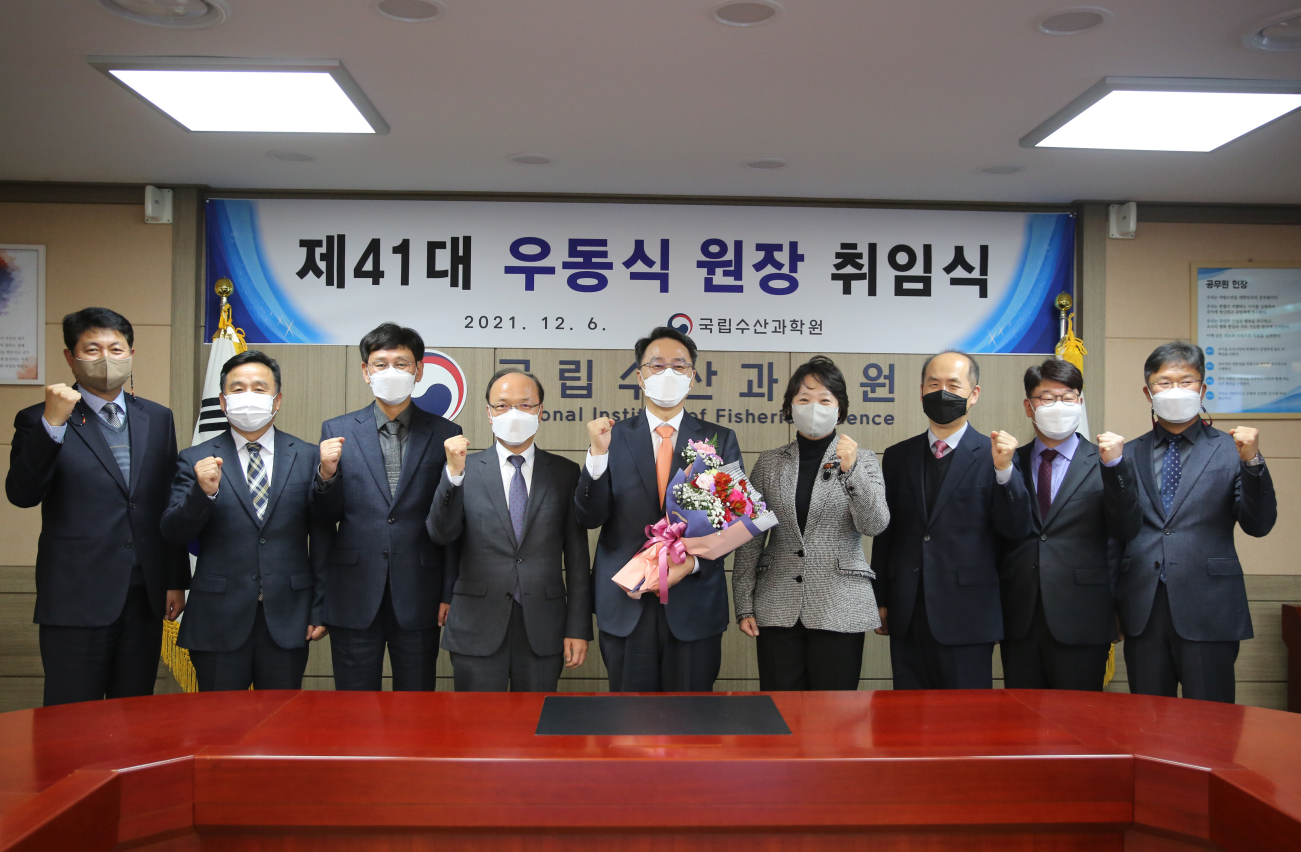 그림입니다.

원본 그림의 이름: CLP000039980003.bmp

원본 그림의 크기: 가로 1301pixel, 세로 852pixel